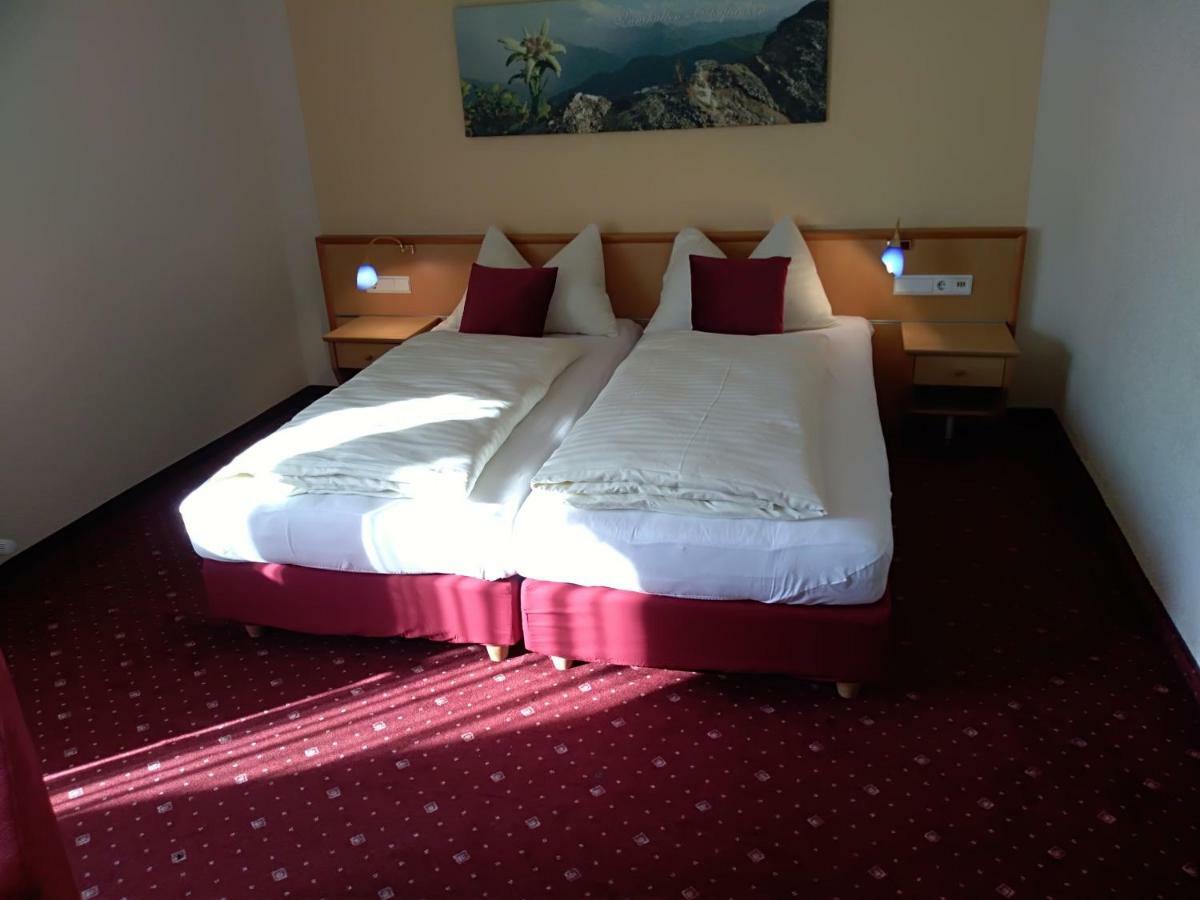 Hotel Wiesenhof Mieders Bagian luar foto