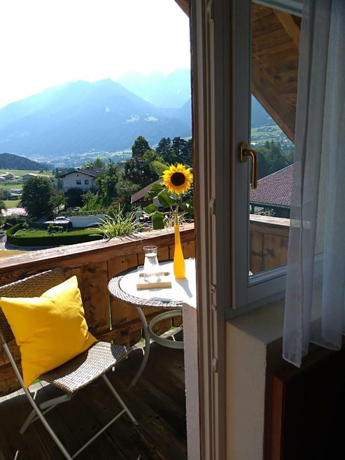 Hotel Wiesenhof Mieders Bagian luar foto