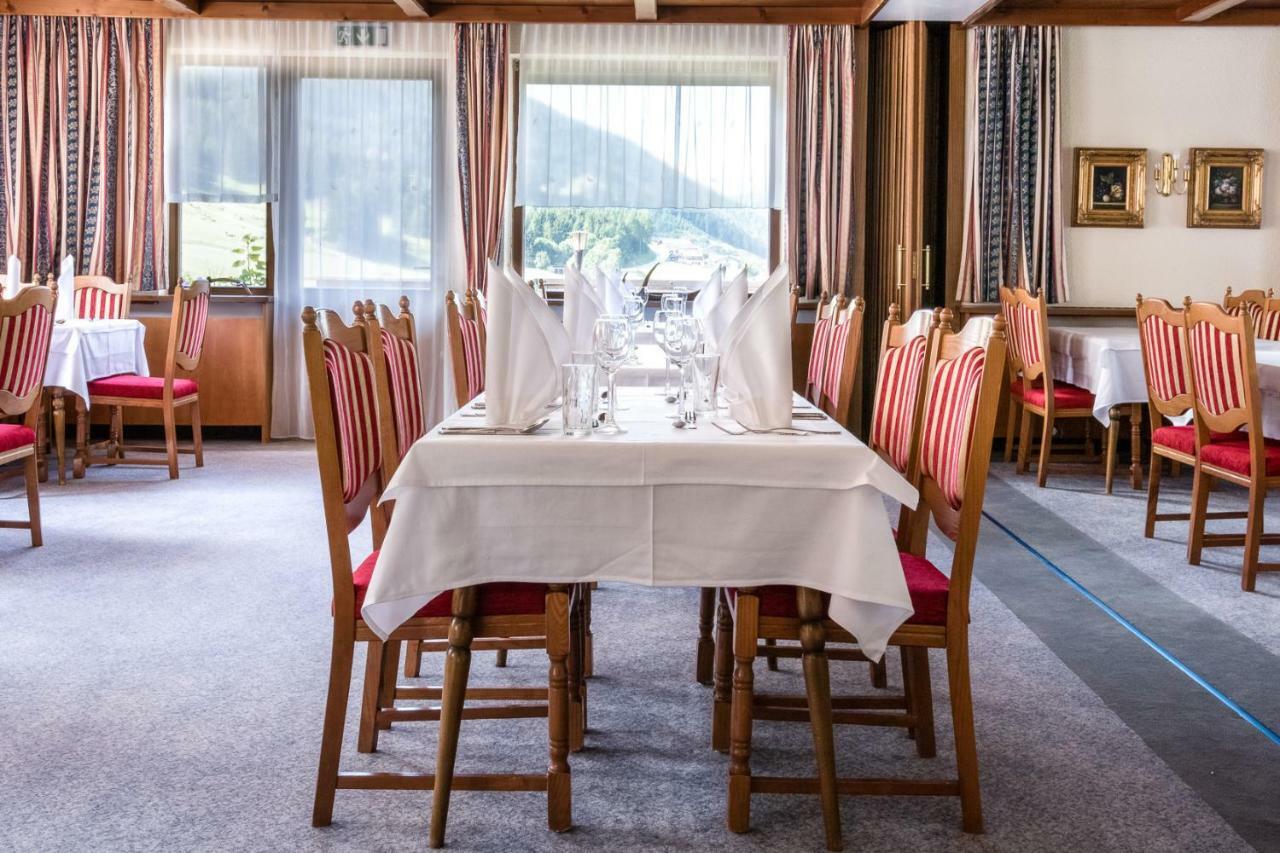 Hotel Wiesenhof Mieders Bagian luar foto
