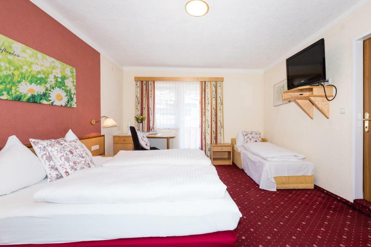 Hotel Wiesenhof Mieders Bagian luar foto